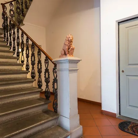 Renovated 19th-century In An Authentic Area Apartment *