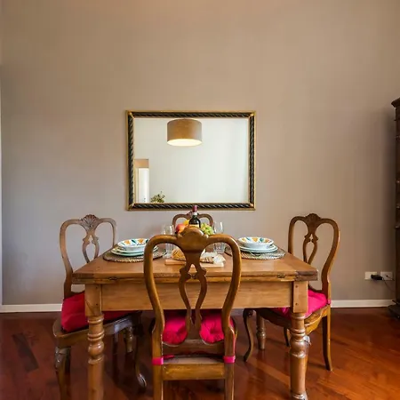 Appartamento Renovated 19th-century In An Authentic Area